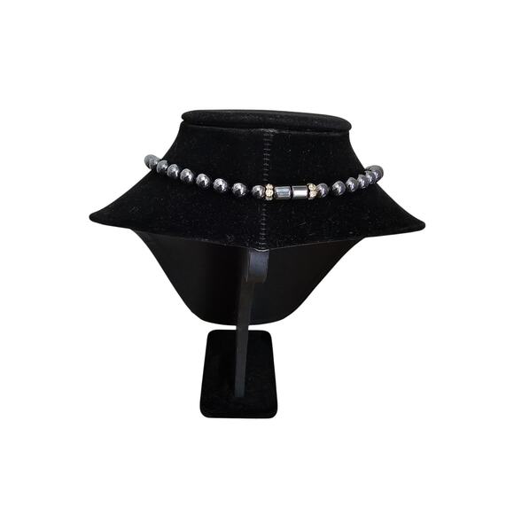 Vintage Y2K Single Strand Hematite Silver Beaded Choker Necklace - Picture 3 of 5